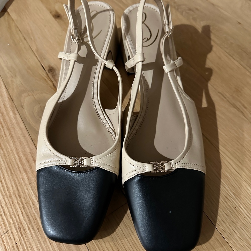 Sam Edelman Kara Slingback Flats in Black and Cream